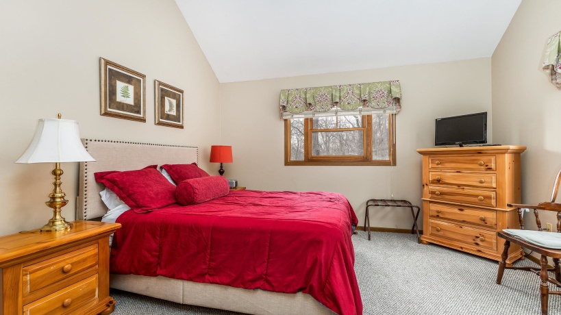 57 Oak Glen, GALENA, Illinois 61036, 2 Bedrooms Bedrooms, ,2 BathroomsBathrooms,House,For Sale,Oak Glen,202601554