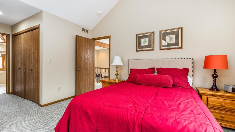 57 Oak Glen, GALENA, Illinois 61036, 2 Bedrooms Bedrooms, ,2 BathroomsBathrooms,House,For Sale,Oak Glen,202601554