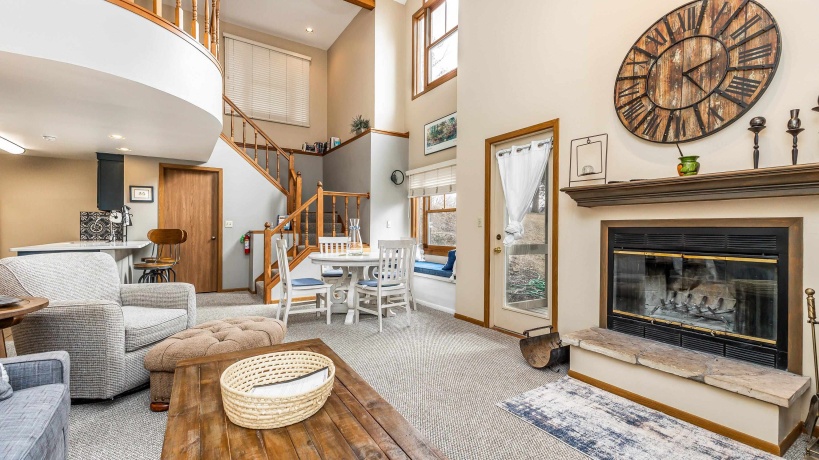 57 Oak Glen, GALENA, Illinois 61036, 2 Bedrooms Bedrooms, ,2 BathroomsBathrooms,House,For Sale,Oak Glen,202601554