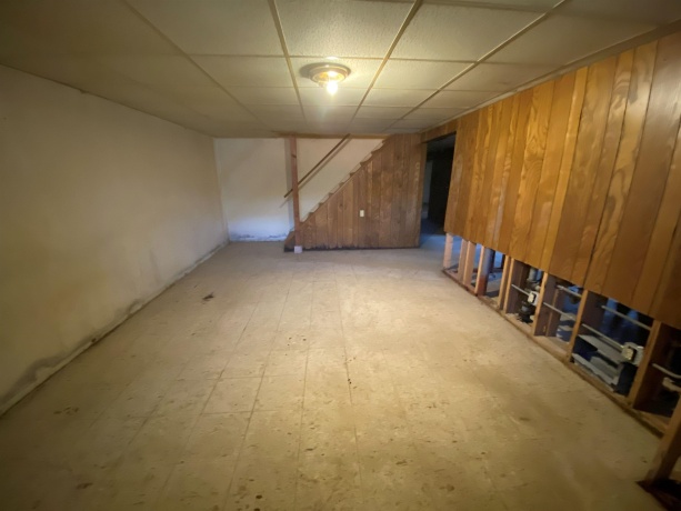 2221 Denver, ROCKFORD, Illinois 61108, ,2 Units,For Sale,Denver,202601555