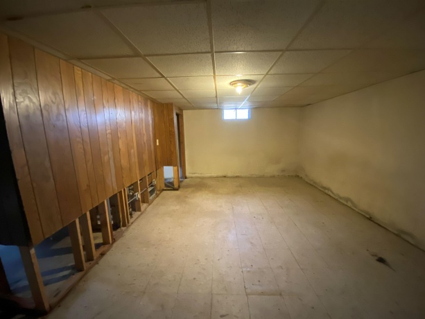 2221 Denver, ROCKFORD, Illinois 61108, ,2 Units,For Sale,Denver,202601555