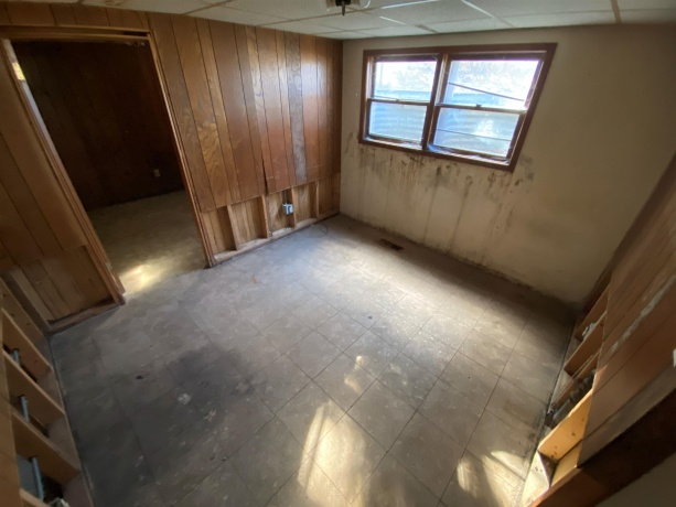 2221 Denver, ROCKFORD, Illinois 61108, ,2 Units,For Sale,Denver,202601555