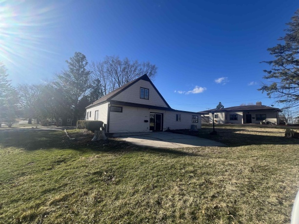 1470 Demeter, FREEPORT, Illinois 61032, 4 Bedrooms Bedrooms, ,2 BathroomsBathrooms,House,For Sale,Demeter,202601556