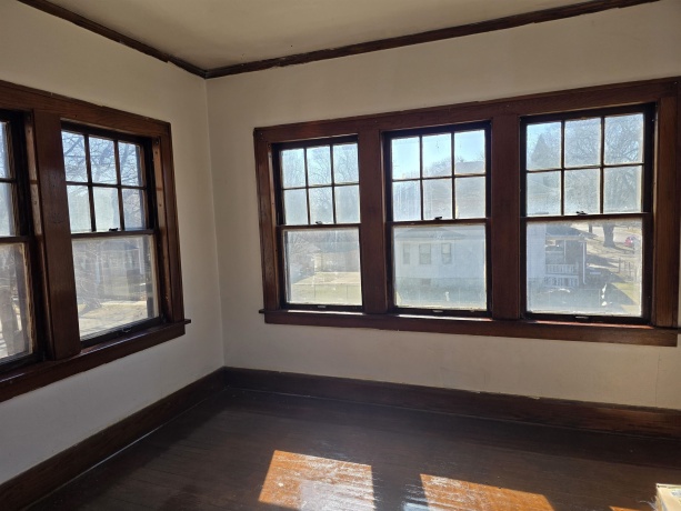 904 17th, ROCKFORD, Illinois 61104, ,3 - 4 Units,For Sale,17th,202601560