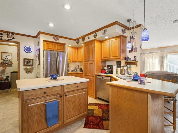 5647 Lidden, MACHESNEY PARK, Illinois 61115, 3 Bedrooms Bedrooms, ,2 BathroomsBathrooms,House,For Sale,Lidden,202601563