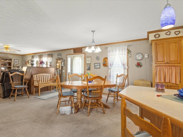 5647 Lidden, MACHESNEY PARK, Illinois 61115, 3 Bedrooms Bedrooms, ,2 BathroomsBathrooms,House,For Sale,Lidden,202601563