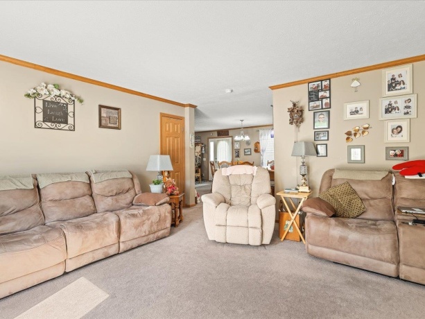 5647 Lidden, MACHESNEY PARK, Illinois 61115, 3 Bedrooms Bedrooms, ,2 BathroomsBathrooms,House,For Sale,Lidden,202601563