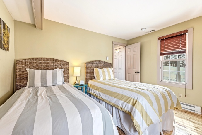 7 Settler, GALENA, Illinois 61036, 2 Bedrooms Bedrooms, ,1 BathroomBathrooms,Condominium,For Sale,Settler,202601567