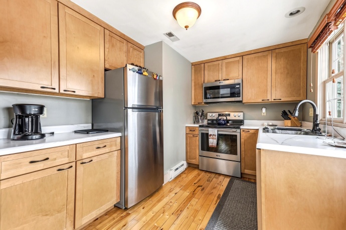 7 Settler, GALENA, Illinois 61036, 2 Bedrooms Bedrooms, ,1 BathroomBathrooms,Condominium,For Sale,Settler,202601567