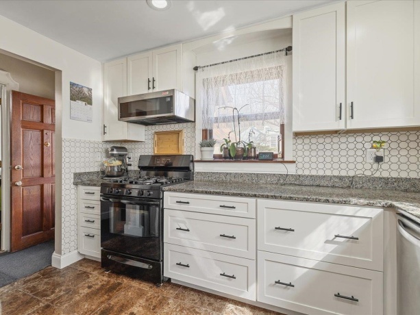 427 Prospect, ROCKFORD, Illinois 61107, 4 Bedrooms Bedrooms, ,3 BathroomsBathrooms,House,For Sale,Prospect,202601570