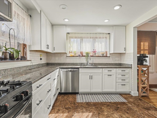 427 Prospect, ROCKFORD, Illinois 61107, 4 Bedrooms Bedrooms, ,3 BathroomsBathrooms,House,For Sale,Prospect,202601570