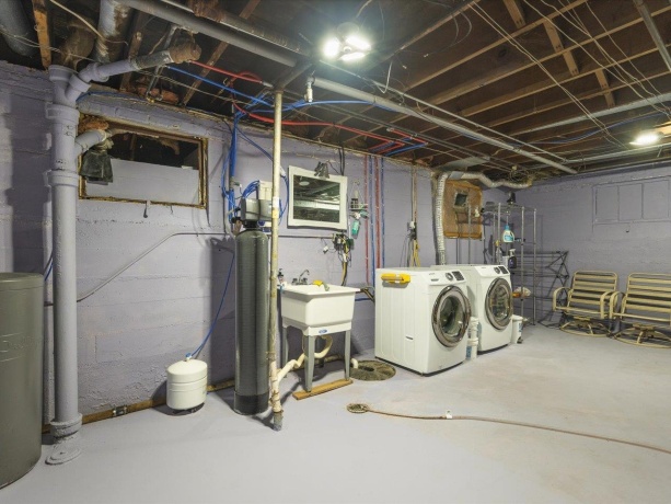 427 Prospect, ROCKFORD, Illinois 61107, 4 Bedrooms Bedrooms, ,3 BathroomsBathrooms,House,For Sale,Prospect,202601570