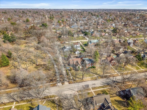 427 Prospect, ROCKFORD, Illinois 61107, 4 Bedrooms Bedrooms, ,3 BathroomsBathrooms,House,For Sale,Prospect,202601570