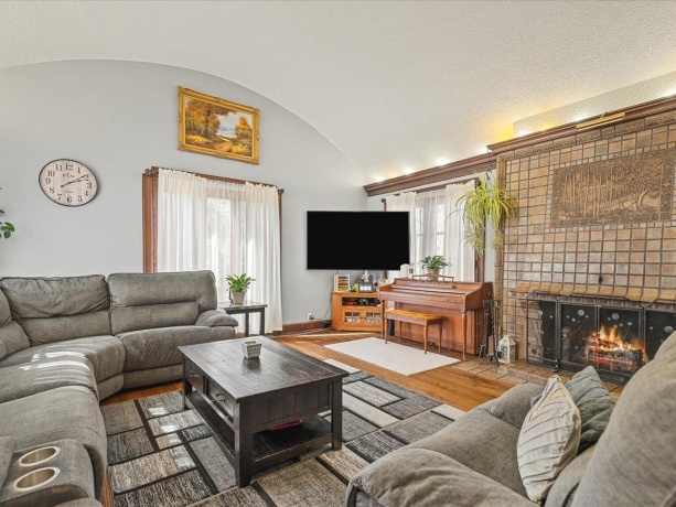 427 Prospect, ROCKFORD, Illinois 61107, 4 Bedrooms Bedrooms, ,3 BathroomsBathrooms,House,For Sale,Prospect,202601570