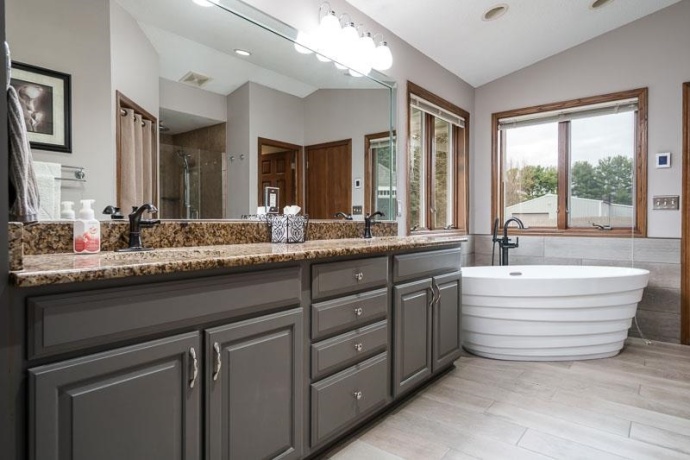 2412 SQUAW PRAIRIE, BELVIDERE, Illinois 61008, 3 Bedrooms Bedrooms, ,2 BathroomsBathrooms,House,For Sale,SQUAW PRAIRIE,202601571