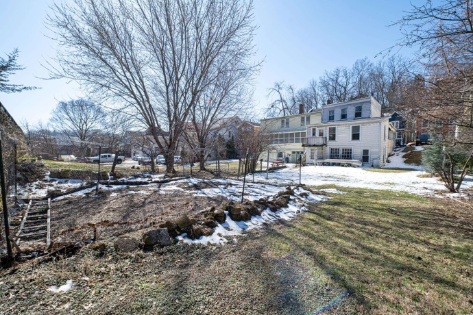 327 Franklin, GALENA, Illinois 61036, 3 Bedrooms Bedrooms, ,1 BathroomBathrooms,House,For Sale,Franklin,202601575