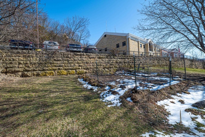 327 Franklin, GALENA, Illinois 61036, 3 Bedrooms Bedrooms, ,1 BathroomBathrooms,House,For Sale,Franklin,202601575