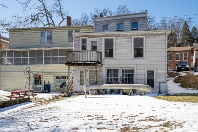 327 Franklin, GALENA, Illinois 61036, 3 Bedrooms Bedrooms, ,1 BathroomBathrooms,House,For Sale,Franklin,202601575