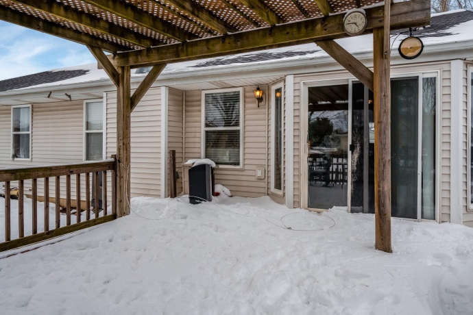 136 Harvest Glenn, DAVIS JUNCTION, Illinois 61020, 3 Bedrooms Bedrooms, ,2 BathroomsBathrooms,House,For Sale,Harvest Glenn,202601579