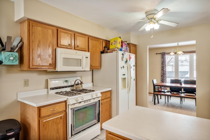 136 Harvest Glenn, DAVIS JUNCTION, Illinois 61020, 3 Bedrooms Bedrooms, ,2 BathroomsBathrooms,House,For Sale,Harvest Glenn,202601579