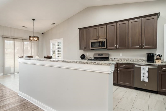 6254 WHITE BERRY, LOVES PARK, Illinois 61111, 2 Bedrooms Bedrooms, ,2 BathroomsBathrooms,Condominium,For Sale,WHITE BERRY,202601588