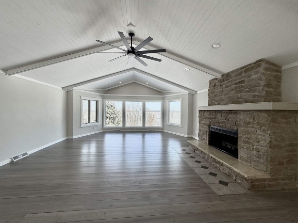 3640 Moffett, ROCKTON, Illinois 61072, 4 Bedrooms Bedrooms, ,3 BathroomsBathrooms,House,For Sale,Moffett,202601586