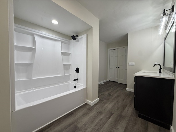 3640 Moffett, ROCKTON, Illinois 61072, 4 Bedrooms Bedrooms, ,3 BathroomsBathrooms,House,For Sale,Moffett,202601586