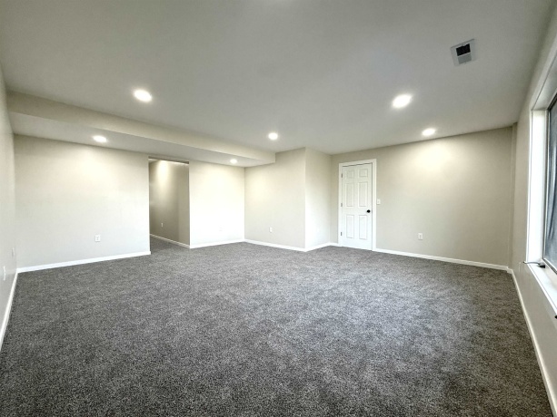 3640 Moffett, ROCKTON, Illinois 61072, 4 Bedrooms Bedrooms, ,3 BathroomsBathrooms,House,For Sale,Moffett,202601586