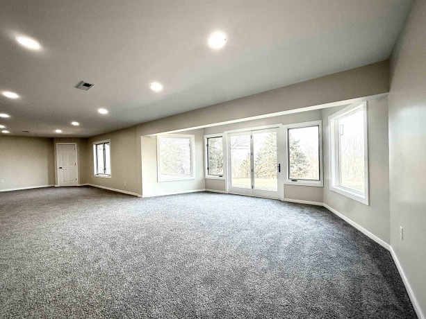 3640 Moffett, ROCKTON, Illinois 61072, 4 Bedrooms Bedrooms, ,3 BathroomsBathrooms,House,For Sale,Moffett,202601586