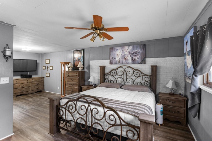 1708 PARKVIEW, ROCKFORD, Illinois 61107, 3 Bedrooms Bedrooms, ,2 BathroomsBathrooms,House,For Sale,PARKVIEW,202601587