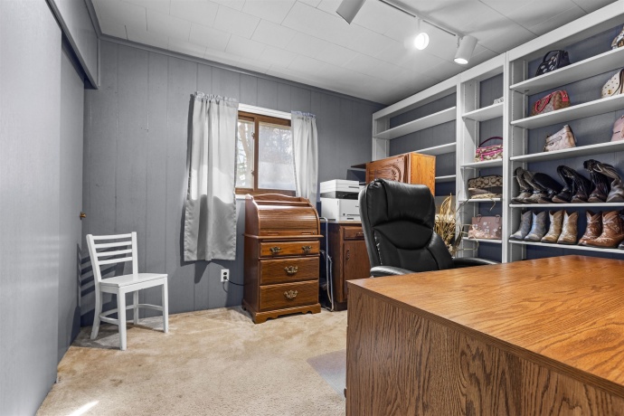 1708 PARKVIEW, ROCKFORD, Illinois 61107, 3 Bedrooms Bedrooms, ,2 BathroomsBathrooms,House,For Sale,PARKVIEW,202601587