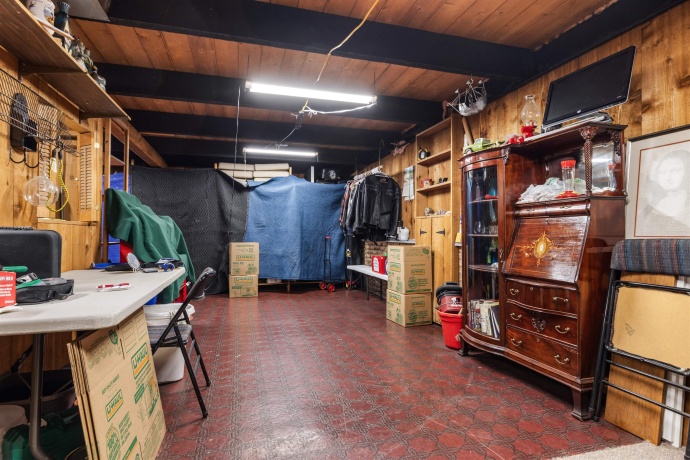 1708 PARKVIEW, ROCKFORD, Illinois 61107, 3 Bedrooms Bedrooms, ,2 BathroomsBathrooms,House,For Sale,PARKVIEW,202601587