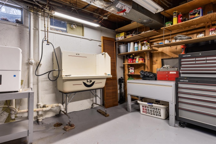 1708 PARKVIEW, ROCKFORD, Illinois 61107, 3 Bedrooms Bedrooms, ,2 BathroomsBathrooms,House,For Sale,PARKVIEW,202601587