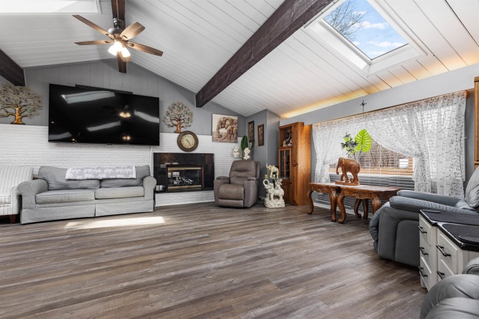 1708 PARKVIEW, ROCKFORD, Illinois 61107, 3 Bedrooms Bedrooms, ,2 BathroomsBathrooms,House,For Sale,PARKVIEW,202601587