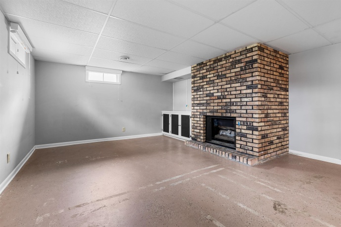 425 Artell, MARENGO, Illinois 60152, 2 Bedrooms Bedrooms, ,2 BathroomsBathrooms,House,For Sale,Artell,202601589