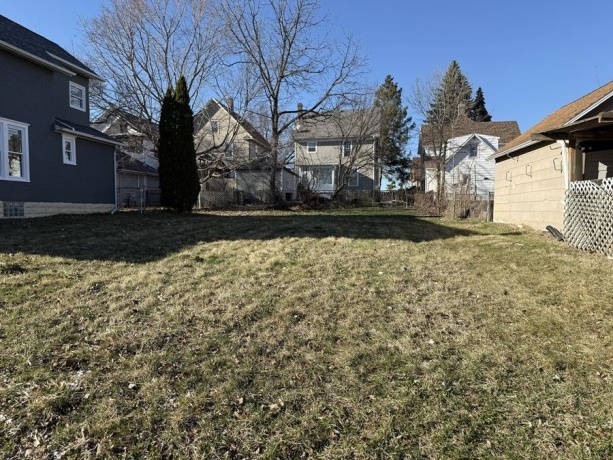 816 Pleasant, FREEPORT, Illinois 61032, 3 Bedrooms Bedrooms, ,1 BathroomBathrooms,House,For Sale,Pleasant,202601590