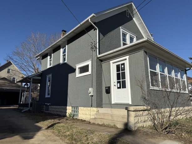 816 Pleasant, FREEPORT, Illinois 61032, 3 Bedrooms Bedrooms, ,1 BathroomBathrooms,House,For Sale,Pleasant,202601590