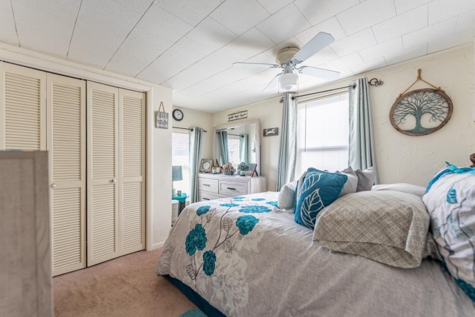 515 6th, ROCHELLE, Illinois 61068, ,3 - 4 Units,For Sale,6th,202601593