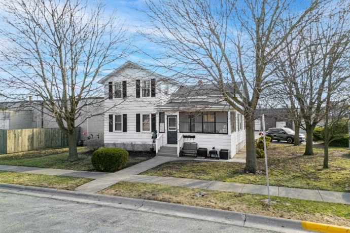 515 6th, ROCHELLE, Illinois 61068, ,3 - 4 Units,For Sale,6th,202601593