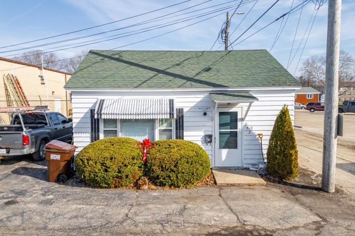 515 6th, ROCHELLE, Illinois 61068, ,3 - 4 Units,For Sale,6th,202601593