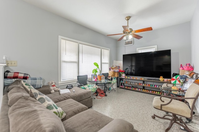 515 6th, ROCHELLE, Illinois 61068, ,3 - 4 Units,For Sale,6th,202601593