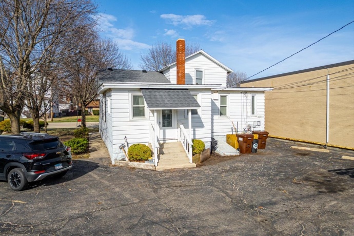 515 6th, ROCHELLE, Illinois 61068, ,3 - 4 Units,For Sale,6th,202601593