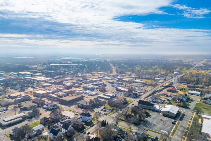 515 6th, ROCHELLE, Illinois 61068, ,3 - 4 Units,For Sale,6th,202601593