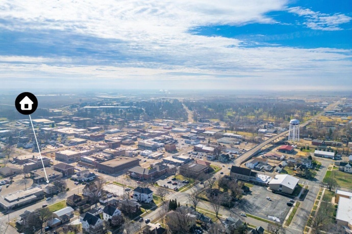 515 6th, ROCHELLE, Illinois 61068, ,3 - 4 Units,For Sale,6th,202601593