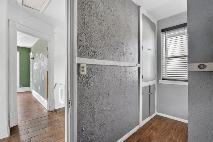 801 Winnebago, ROCKFORD, Illinois 61103, ,2 Units,For Sale,Winnebago,202601597