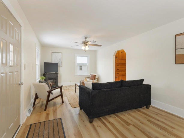 7643 Rogers, MACHESNEY PARK, Illinois 61115, 3 Bedrooms Bedrooms, ,1 BathroomBathrooms,House,For Sale,Rogers,202601599