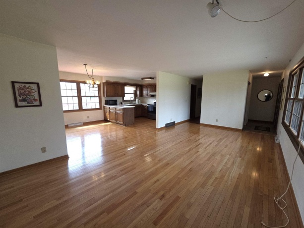 2544 TUCK-A-WAY, ROCKFORD, Illinois 61107, 3 Bedrooms Bedrooms, ,2 BathroomsBathrooms,House,For Sale,TUCK-A-WAY,202601600