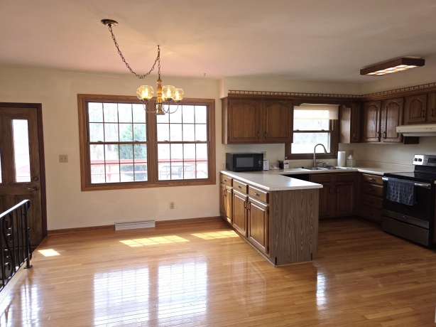 2544 TUCK-A-WAY, ROCKFORD, Illinois 61107, 3 Bedrooms Bedrooms, ,2 BathroomsBathrooms,House,For Sale,TUCK-A-WAY,202601600