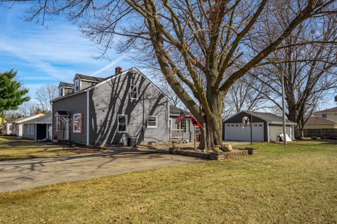 932 2nd, BYRON, Illinois 61010, 3 Bedrooms Bedrooms, ,1 BathroomBathrooms,House,For Sale,2nd,202601606