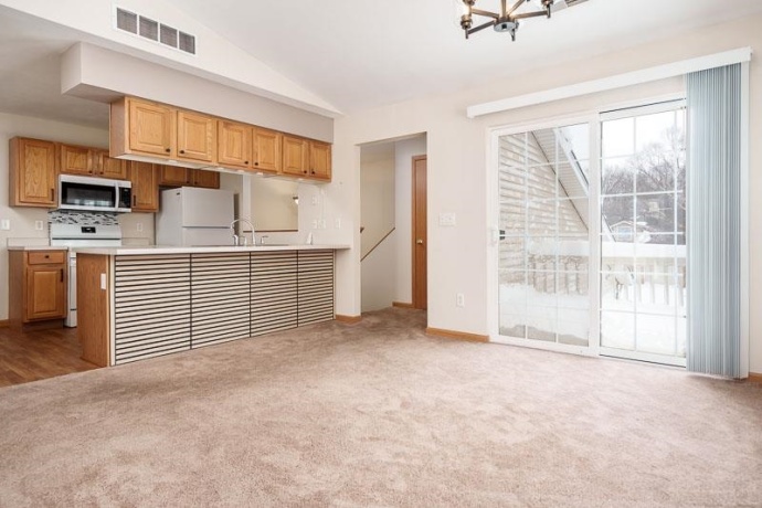 2530 Edgewood, BELOIT, Wisconsin 53511, 2 Bedrooms Bedrooms, ,1 BathroomBathrooms,Condominium,For Sale,Edgewood,202601607